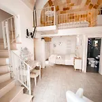Karen House Πανσιόν 4*