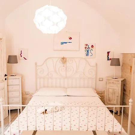 Karen House 3*