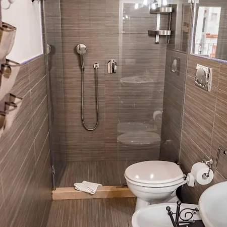 Maison d'hôtes Karen House 4*